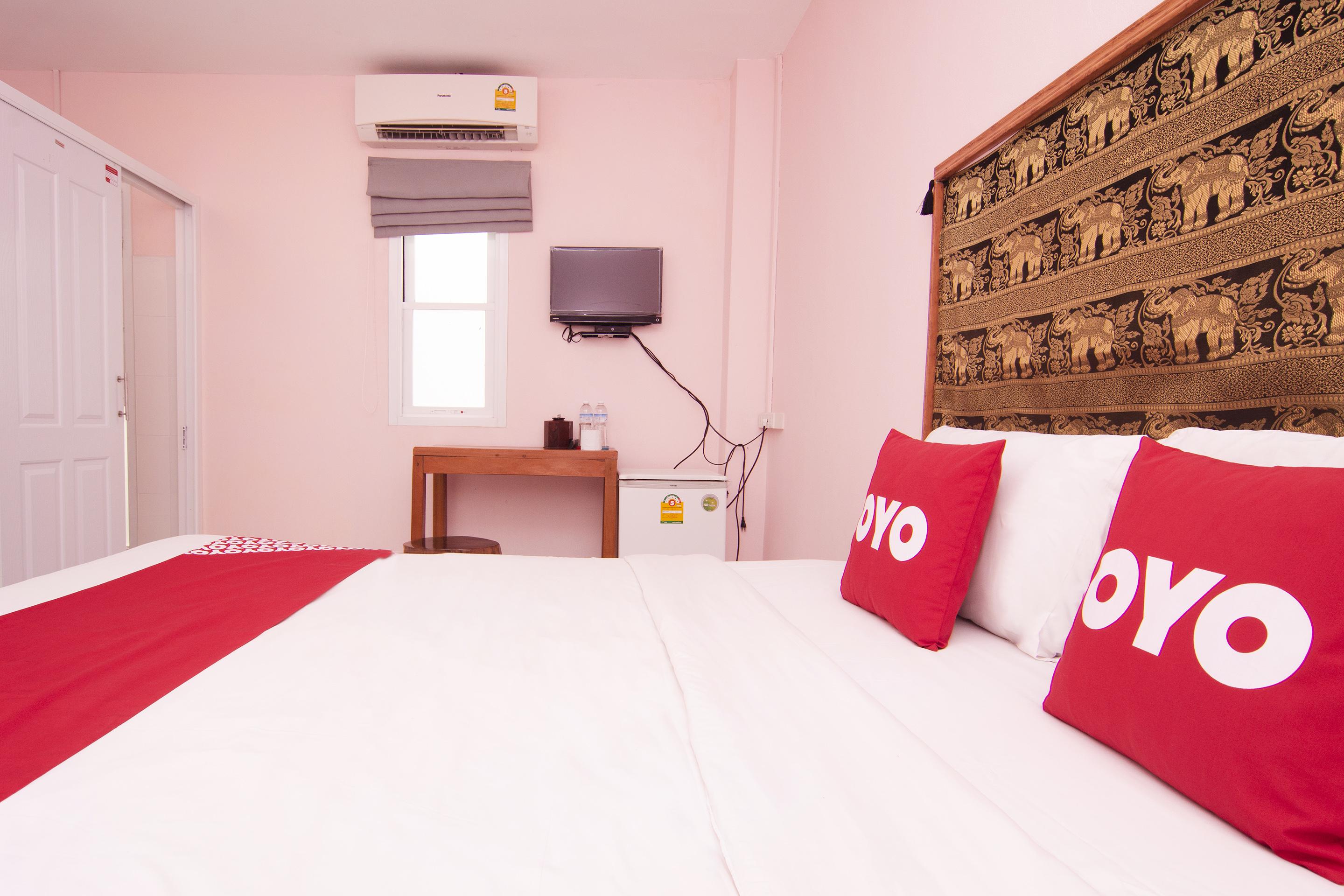 OYO 587 Baan Taklom Chomtalay Hotel Cha-Am Bagian luar foto