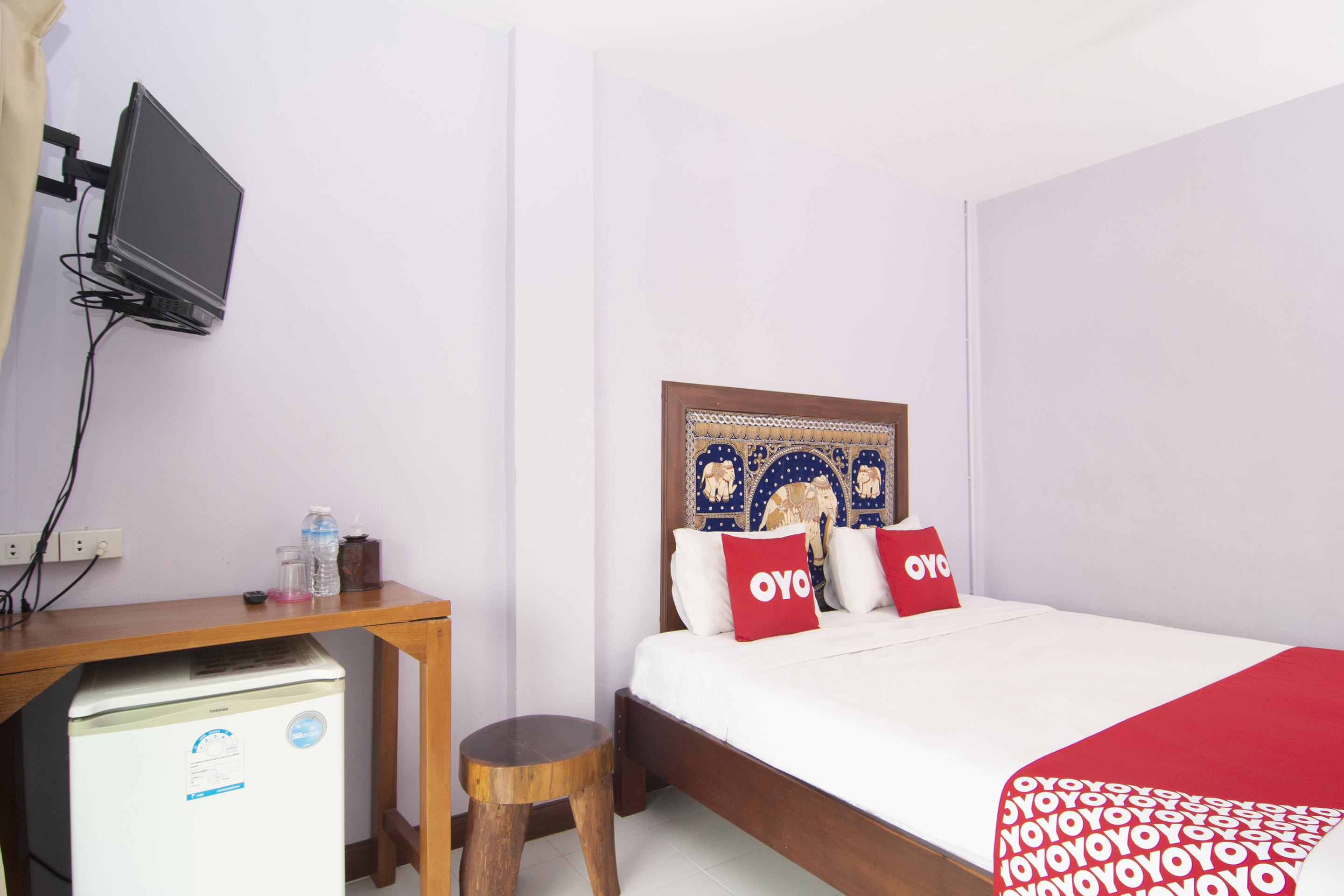 OYO 587 Baan Taklom Chomtalay Hotel Cha-Am Bagian luar foto