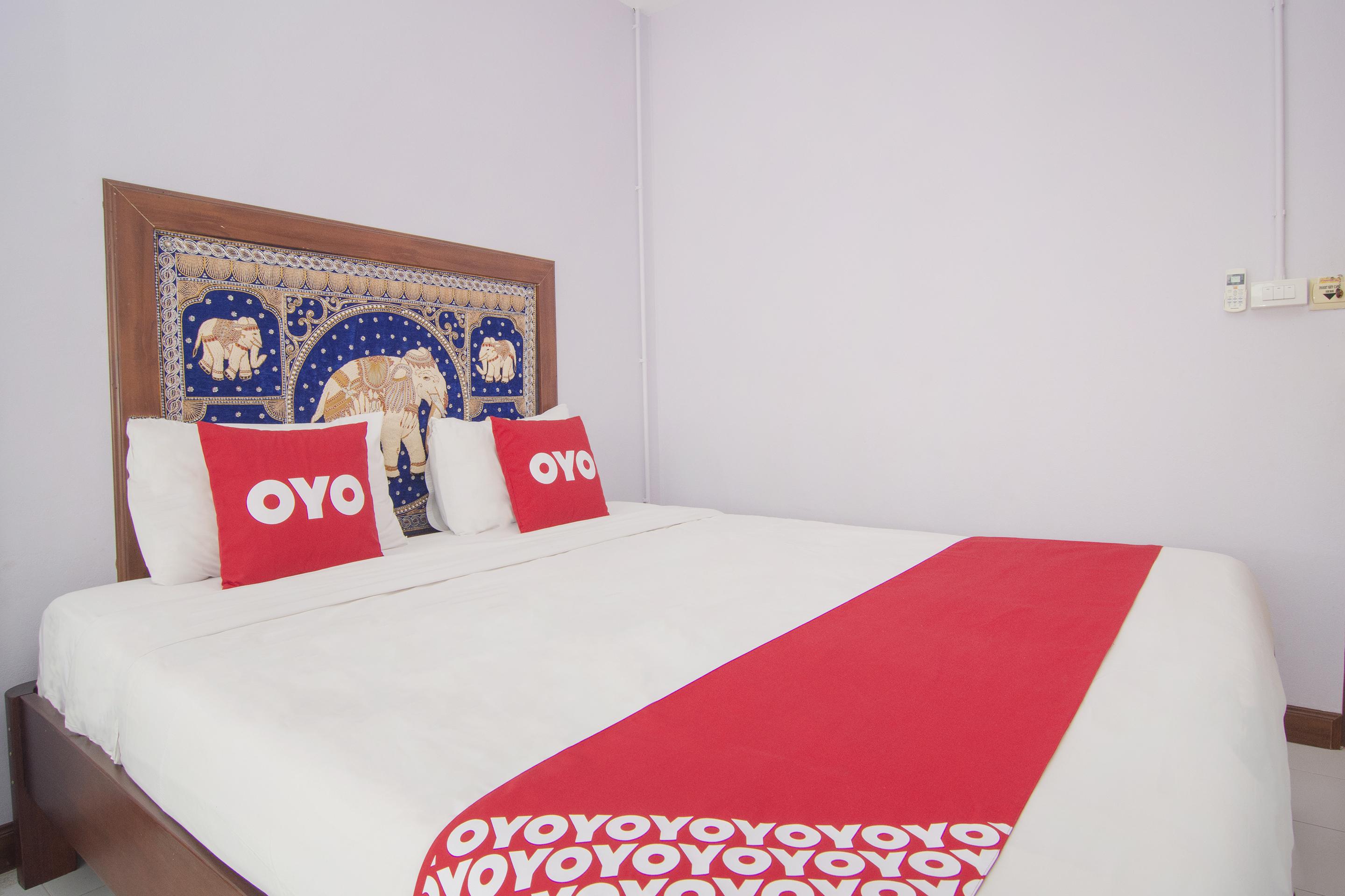 OYO 587 Baan Taklom Chomtalay Hotel Cha-Am Bagian luar foto