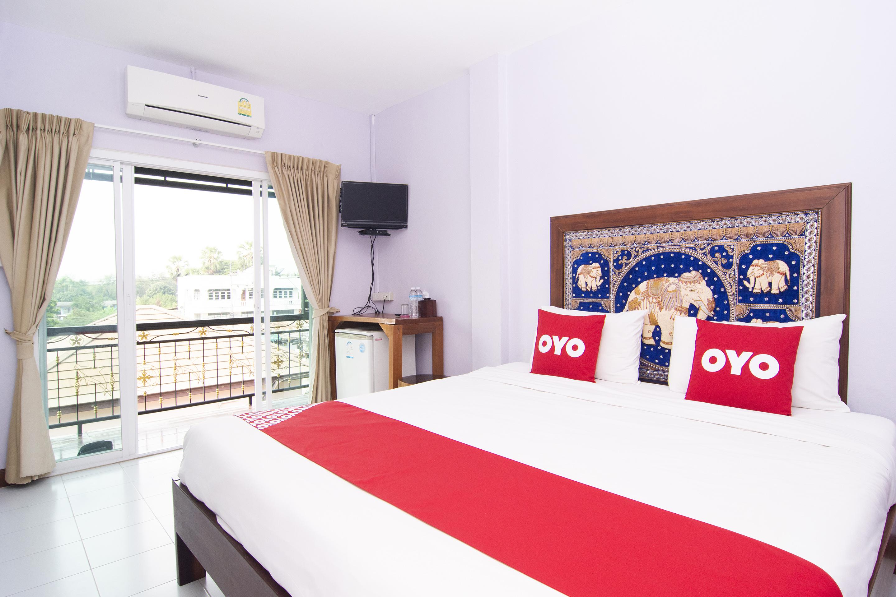 OYO 587 Baan Taklom Chomtalay Hotel Cha-Am Bagian luar foto